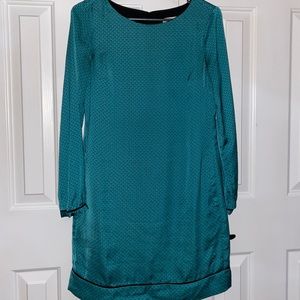 Emerald green printed Loft dress!🌟